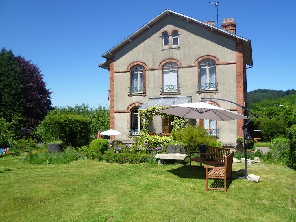 La Maison Du Marchand Peyrat-le-Château Екстериор снимка