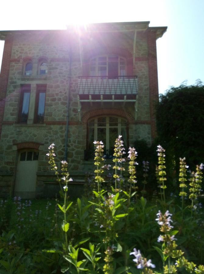 La Maison Du Marchand Peyrat-le-Château Екстериор снимка